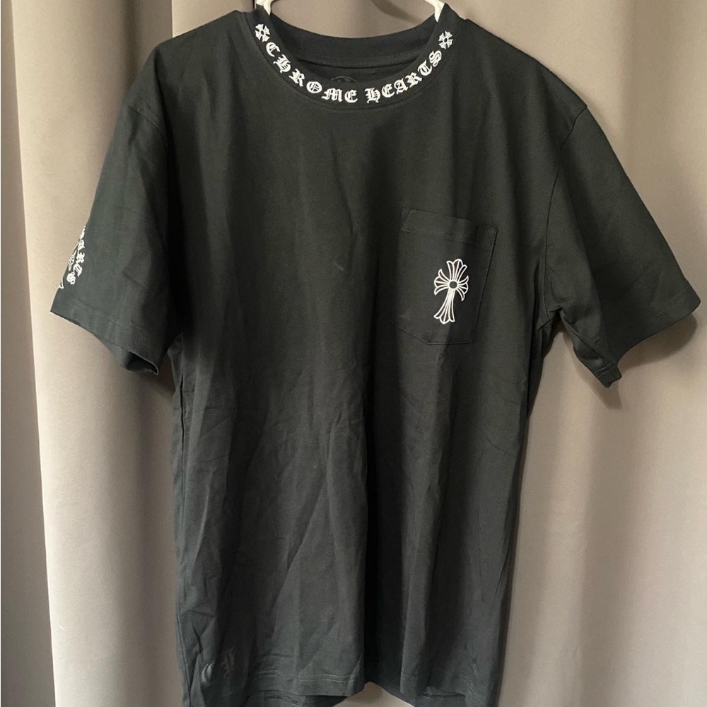 Chrome Hearts Neck Logo T-shirt
Black